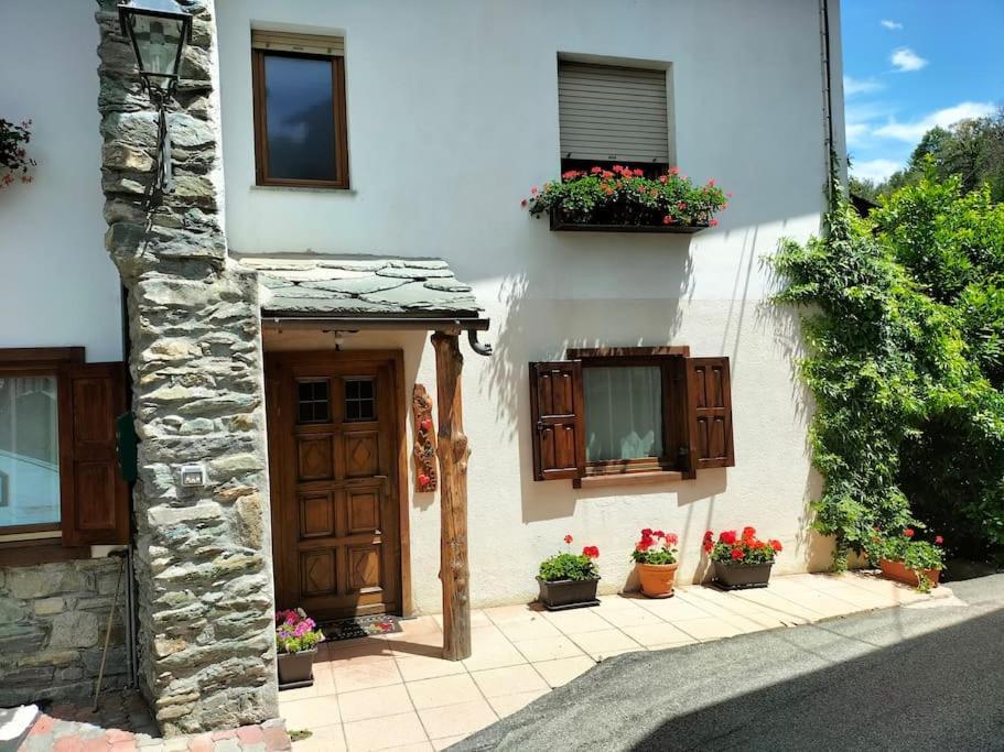 Appartamento Di Montagna Lo Grop Chambave Екстериор снимка